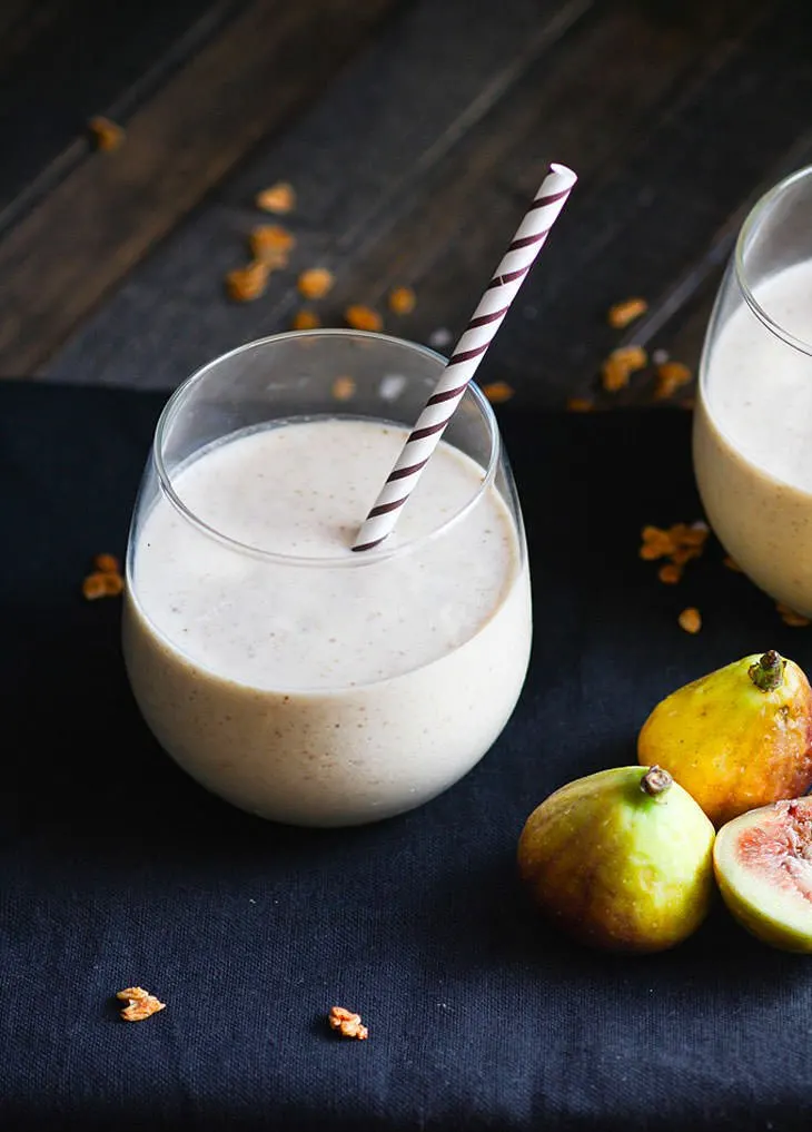 Fig Newton Breakfast Smoothie #healthy #recipe