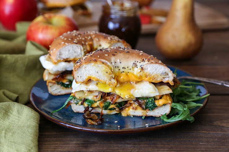 Pear Apple Cheddar Caramelized Onion Grilled Cheese Bagel Sandwiches | TheRoastedRoot.net #vegetarian #healthy #recipe