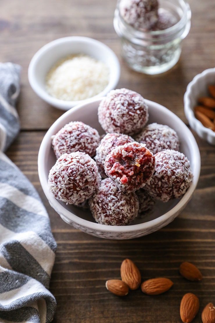 Superfood Cranberry Bliss Protein Balls | TheRoastedRoot.net #healthy #vegan #dessert #recipe #energybites #paleo