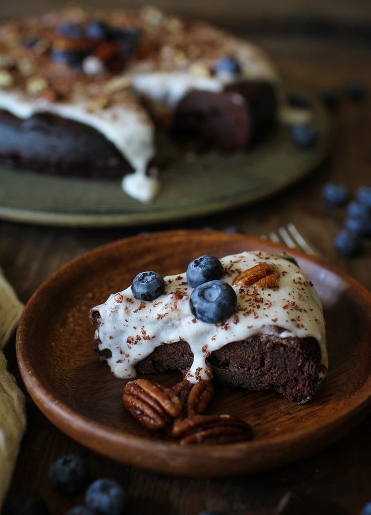 Flourless Chocolate Cake - dairy-free, refuned sugar-free and paleo | TheRoastedRoot.net #valentinesday #dessert #healthy