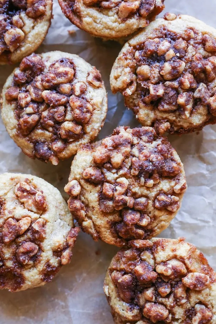 Grain-Free Banana Walnut Muffins are a healthy paleo breakfast - made with almond flour and pure maple syrup, these paleo muffins are healthy and are easy to prepare in your blender!