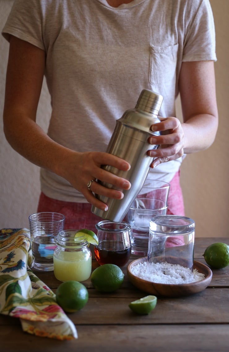 Naturally Sweetened Margaritas for a clean cocktail. Made with only 3 basic ingredients!