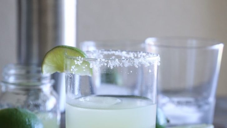 Naturally Sweetened Margaritas - a clean cocktail only requiring 3 ingredients