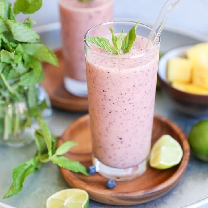 Blueberry Mint Pineapple Smoothie - an immunity-boosting, rejuvenating smoothie recipe, packed with vitamins and antioxidants