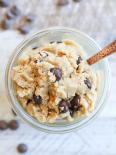 Paleo Chocolate Chip Edible Cookie Dough - vegan, refined sugar-free, paleo, gluten free, grain free, and healthy dessert recipe!