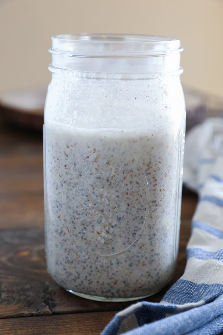 Nut and Seed Overnight N'Oatmeal - an oat-free paleo friendly (and vegan!) breakfast porridge