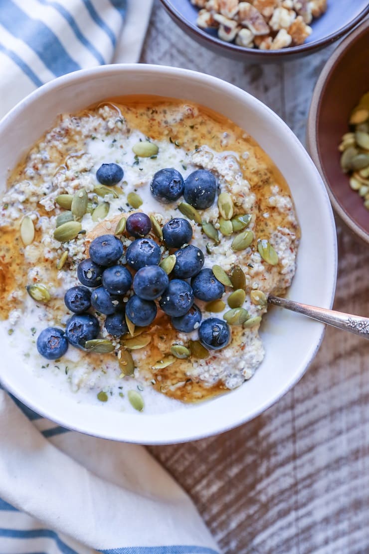 Nut and Seed Overnight N'Oatmeal - an oat-free paleo friendly (and vegan!) breakfast porridge