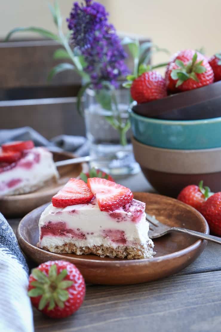 Vegan Strawberry Cheesecake (Paleo) - a dairy-free, gluten-free, refined sugar-free no-bake dessert recipe!