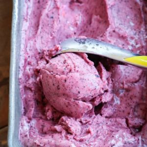 Berry Nice Cream - Dairy-free, refined sugar-free, paleo, and vegan ice cream made using fresh berries and banana!