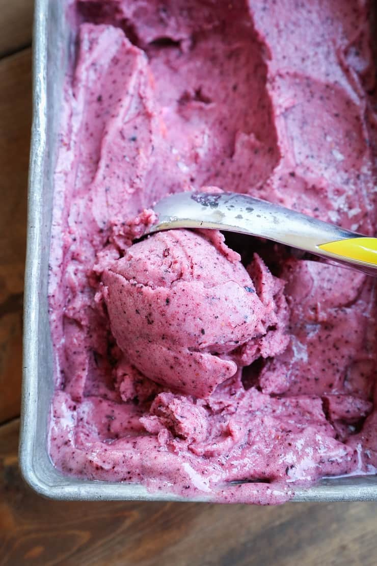 Berry Nice Cream - Dairy-free, refined sugar-free, paleo, and vegan ice cream made using fresh berries and banana!