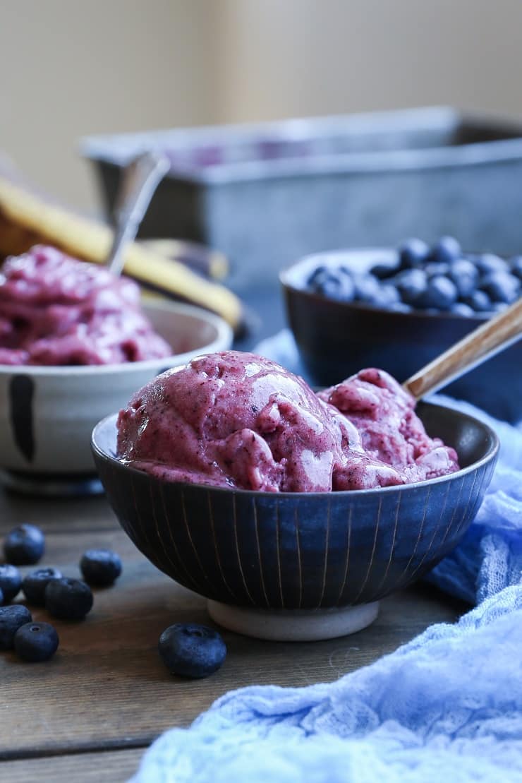 Berry Nice Cream - Dairy-free, refined sugar-free, paleo, and vegan ice cream made using fresh berries and banana!