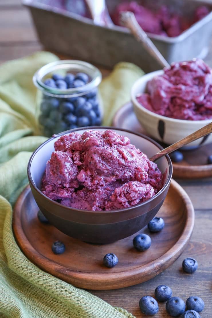 Berry Nice Cream - Dairy-free, refined sugar-free, paleo, and vegan ice cream made using fresh berries and banana!