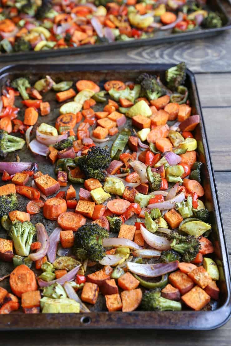 Crowd-Pleasing Roasted Vegetables - a basic recipe with lots of room for adaptations! This vegan and vegetarian side dish is perfect for serving a crowd