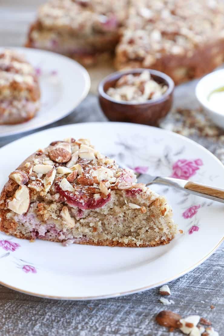 Grain-Free Strawberry Breakfast Cake - a gluten-free, naturally sweetened healthy breakfast cake made using almond flour, olive oil, and pure maple syrup