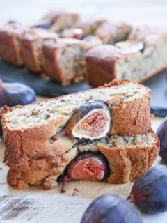 Paleo Almond Fig Quickbread - grain-free, naturally sweetened, dairy-free, and healthy breakfast or snack recipe!