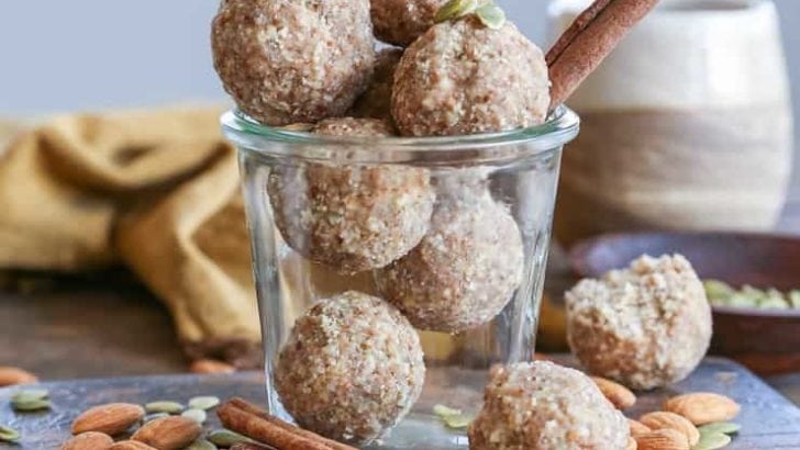 Vanilla Chai Fat Balls - clean energy bites made with nuts, seeds, coconut butter, and pure maple syrup #keto #paleo #healthy