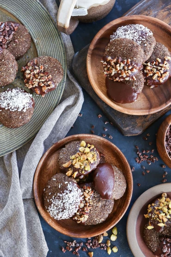 Chocolate-Dipped Molasses Cookies - paleo, vegan, grain-free, refined sugar-free, and healthy! The perfect Christmas cookie