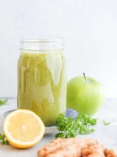 Liver Detox Smoothie with apple, spinach, parsley, turmeric, and more! This nutritious smoothie is a great tool for cleansing!