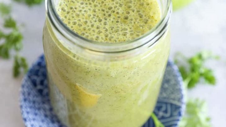Liver Detox Smoothie with apple, spinach, parsley, turmeric, and more! This nutritious smoothie is a great tool for cleansing!