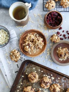 Gluten-Free Oatmeal Cookies Two Ways - a chocolate chip version and a white chocolate macadamia nut version. Refined sugar-free and healthy!