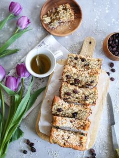 Paleo Cranberry Orange Banana Bread - grain-free, refined sugar-free, dairy-free, gluten-free, and healthy. #breakfast #snack #recipe