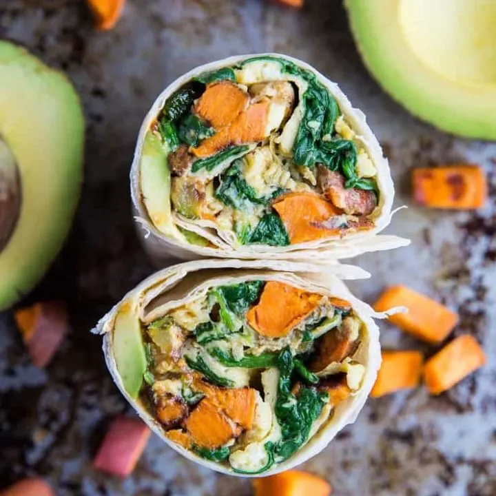 Roasted Veggie and Avocado Breakfast Burritos with sweet potato and zucchini - these healthy breakfast burritos are packed with nutrients.