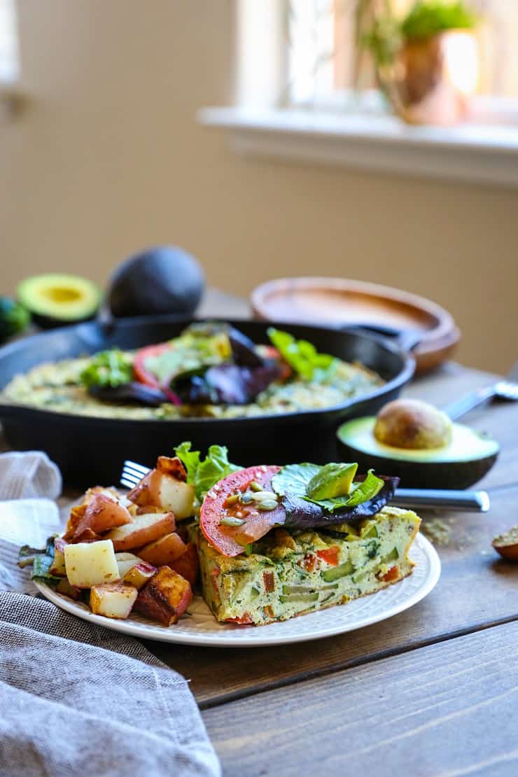 Summer Vegetable Avocado Frittata - a nutritious healthy breakfast recipe with tons of vegetables and avocado