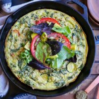 Summer Vegetable Avocado Frittata - a nutritious healthy breakfast recipe with tons of vegetables and avocado