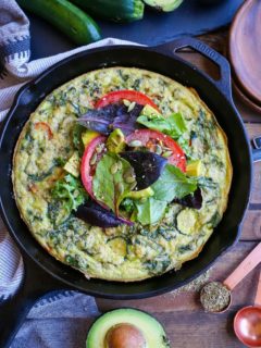 Summer Vegetable Avocado Frittata - a nutritious healthy breakfast recipe with tons of vegetables and avocado