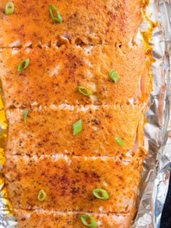 How to Grill Salmon in Foil - an easy recipe that results in mouth-watering salmon every time! Keto, Paleo, Whole30 - a healthy summer meal!
