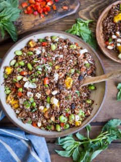 Mango Edamame Quinoa Salad - a nutritious side dish perfect for sharing with friends and family #vegan #paleo | TheRoastedRoot.net