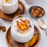 Peaches and Cream Overnight Oatmeal - gluten-free, dairy-free, vegan and healthy. This recipe is quick and easy to prepare!