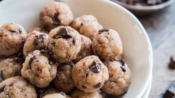 Keto Edible Cookie Dough (Vegan) - Grain-free, sugar-free, low-carb cookie dough makes for the perfect dessert for cookie lovers | TheRoastedRoot.com @TheRoastedRoot #glutenfree #keto