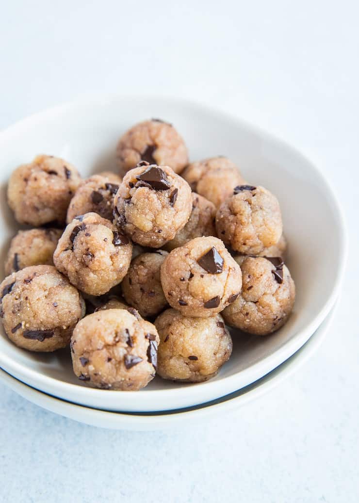 Keto Edible Cookie Dough (Vegan) - Grain-free, sugar-free, low-carb cookie dough makes for the perfect dessert for cookie lovers | TheRoastedRoot.com @TheRoastedRoot #glutenfree #keto