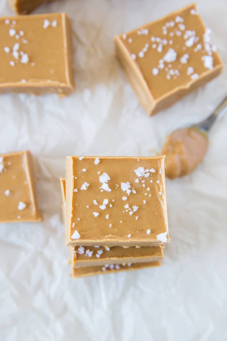 3-Ingredient Low-Carb Peanut Butter Fudge - a super simple fudge recipe with no added sugar for a healthier dessert | TheRoastedRoot.com