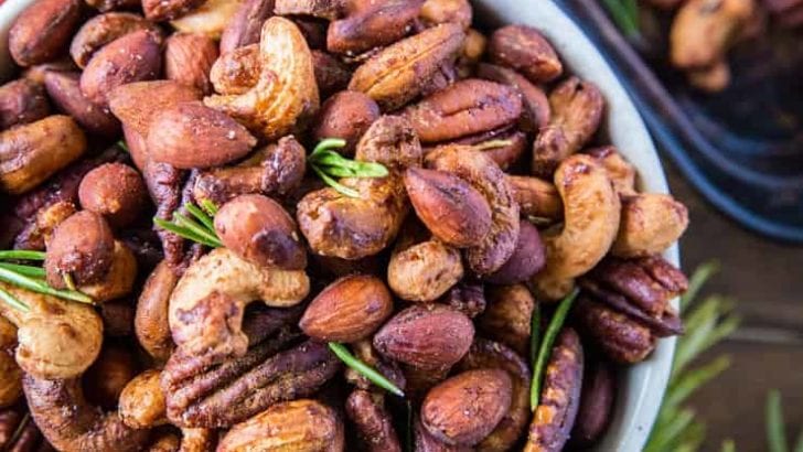 Maple Rosemary Roasted Nuts - refined sugar-free, vegan, paleo, and healthy! | TheRoastedRoot.net