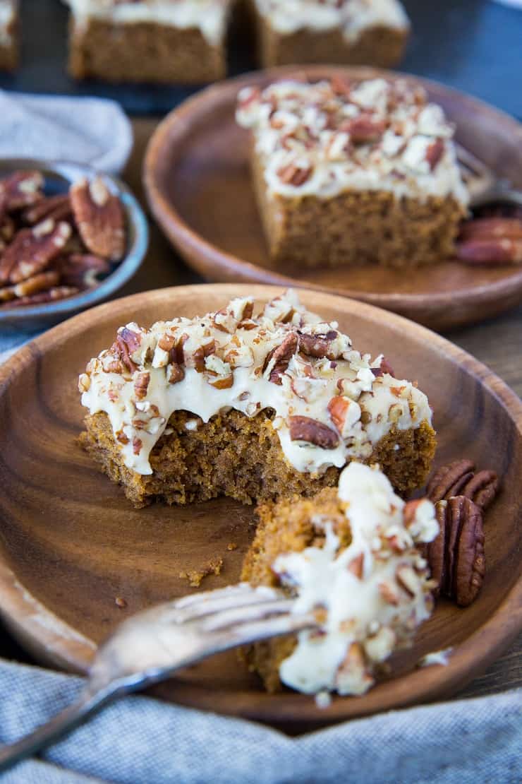 Paleo & Vegan Pumpkin Snack Cake with vegan "cream cheese" frosting - grain-free, dairy-free, egg-free, super moist and delicious! | TheRoastedRoot.net