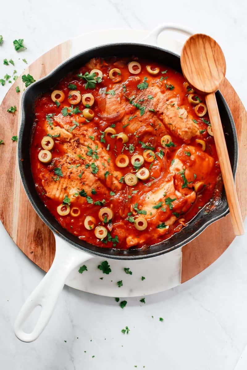 3-Ingredient Tilapia Skillet from Primavera Kitchen + 65 Keto Recipes | TheRoastedRoot.net #