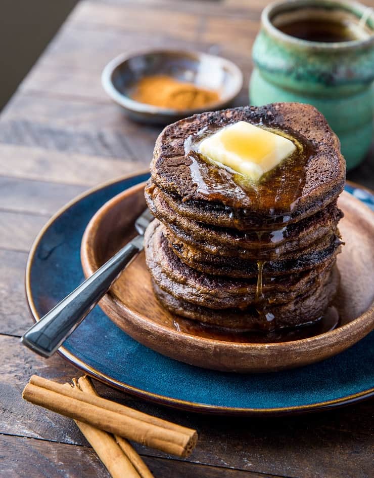 Paleo Gingerbread Pancakes - grain-free, refined sugar-free, dairy-free and fluffy! | TheRoastedRoot.com #glutenfree #breakfast