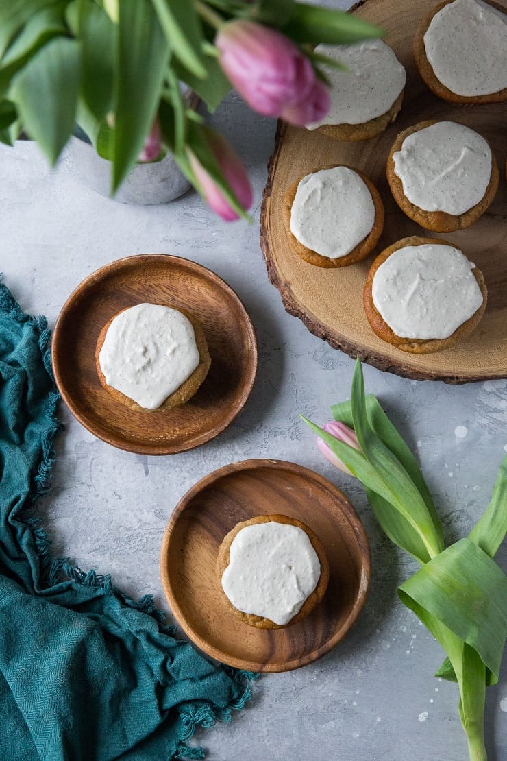 Paleo Banana Muffins with Vegan "Cream Cheese" Frosting - grain-free, refined sugar-free, dairy-free and healthy! | TheRoastedRoot.net