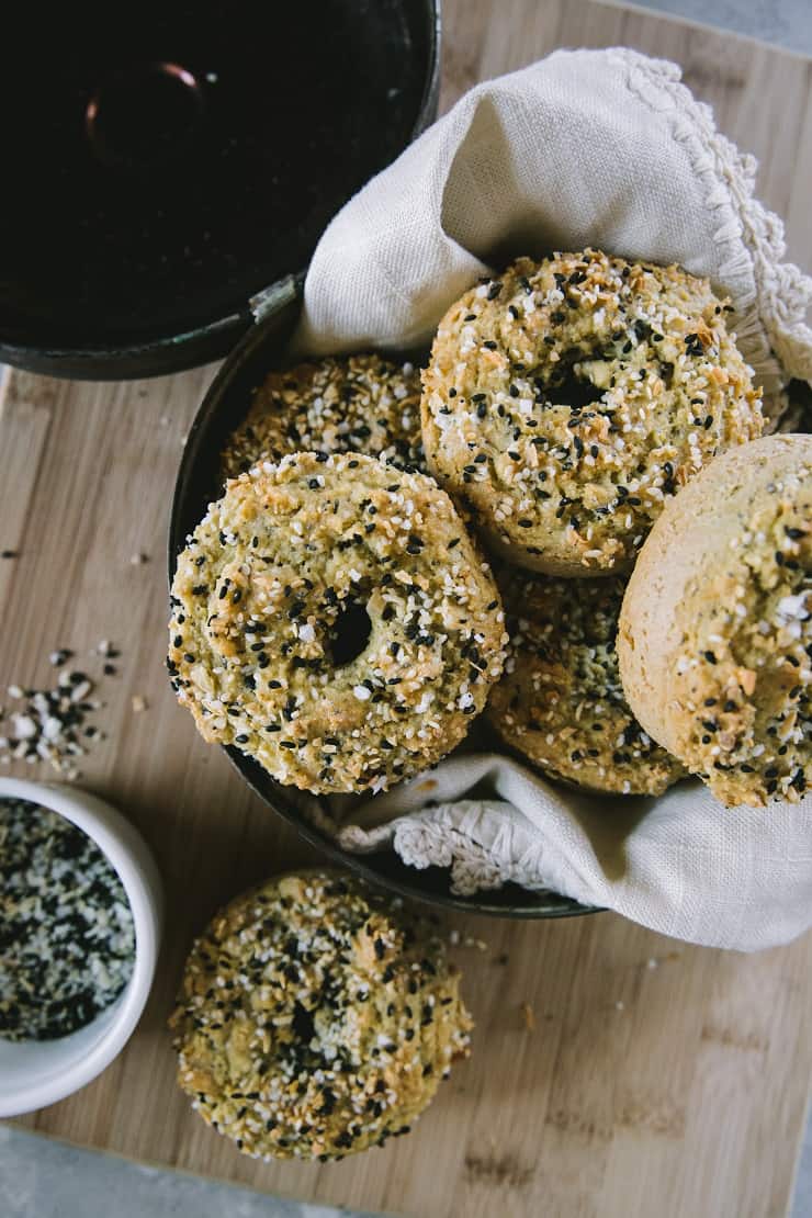 Low-Carb Keto Everything Bagels made with almond flour - an easy grain-free paleo bagel recipe! | TheRoastedRoot.net #glutenfree #breakfast