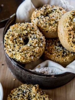 Low-Carb Keto Everything Bagels made with almond flour - an easy grain-free paleo bagel recipe! | TheRoastedRoot.net #glutenfree #breakfast