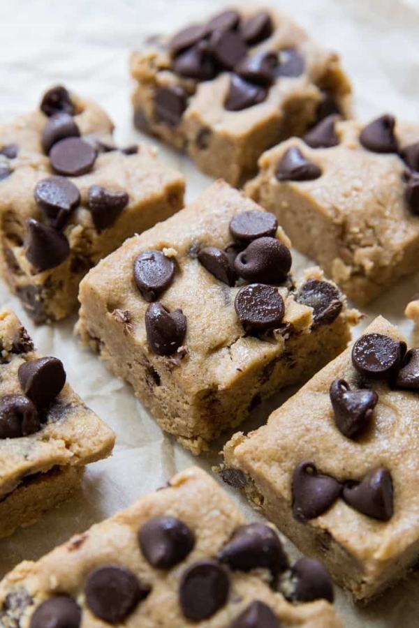 No-Bake Keto Chocolate Chip Cookie Bars - grain-free, sugar-free, paleo-friendly and only 6 ingredients and one bowl required. | TheRoastedRoot.net #lowcarb #dessert #recipe