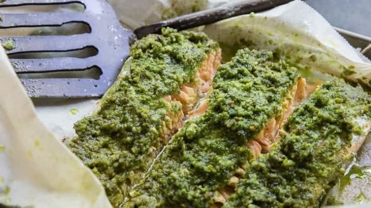 Pesto Salmon in Parchment Paper - a low-carb, keto, paleo dinner recipe | TheRoastedRoot.net