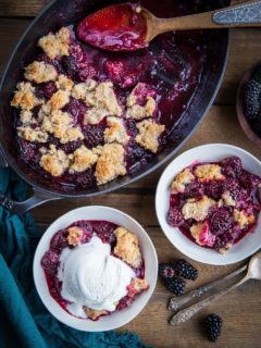 Paleo Blackberry Cobbler recipe - grain-free, refined sugar-free, dairy-free, vegan and delicious | TheRoastedRoot.net