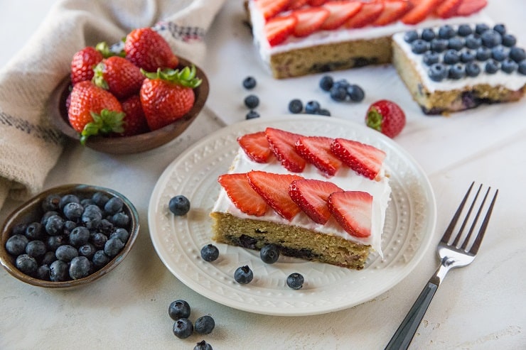 Grain-Free Red, White, and Blue Cake for the 4th of July - a healthy paleo cake recipe | TheRoastedRoot.net