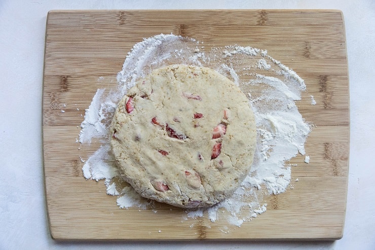 How to make gluten-free dairy-free strawberry scones