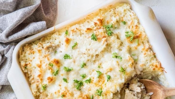 Easy Cheesy Tuna Rice Casserole - a lightened up healthier casserole recipe with tuna and white rice - easy to prepare and absolutely delicious | TheRoastedRoot.net