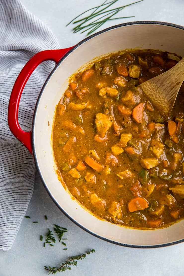 Paleo Pumpkin Chicken Chili - a super quick, easy, and clean chili recipe! | TheRoastedRoot.net