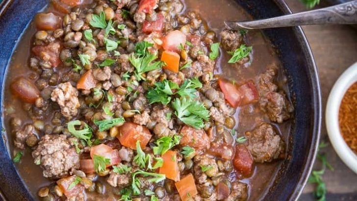 Beef and Lentil Chili - Beanless chili made with ground beef, lentils and vegetables for a hearty, delicious meal | TheRoastedRoot.net